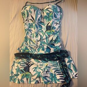 Tommy Bahama turquoise white tropical print‎ swimsuit one piece size small